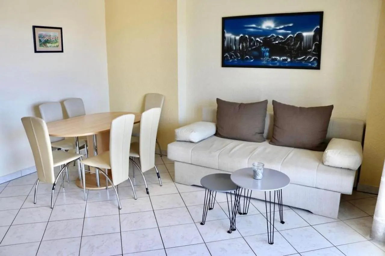 Apartmani Janja Krk Town