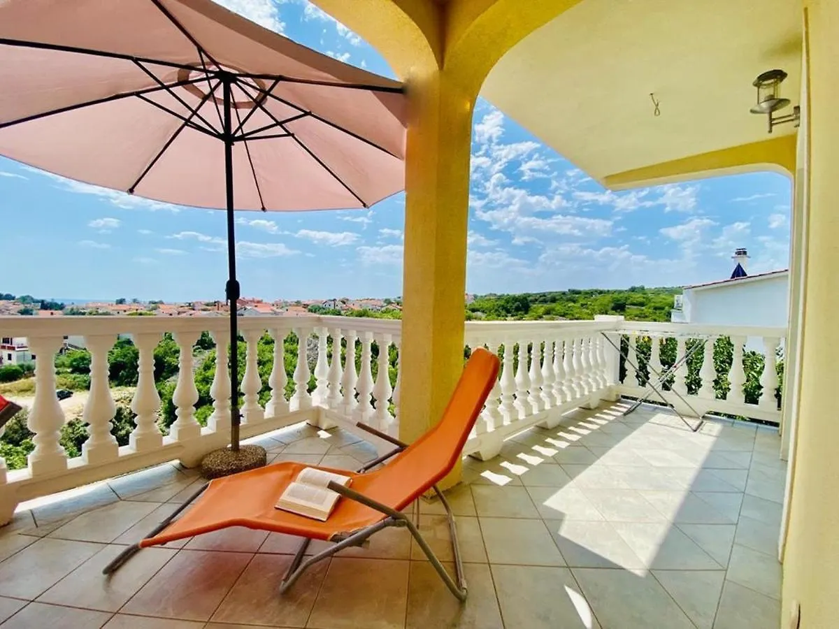 Appartamento Apartmani Janja Krk Town Croazia