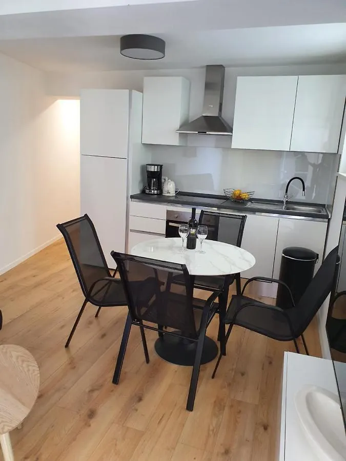 Apartmani Janja Krk Town 0*,